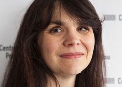 Une conservatrice à Beaubourg