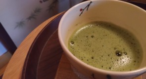 Visite d’une reconstitution en taille réelle d’un traditionnel ryokan en plein Paris, le Spa Suisen