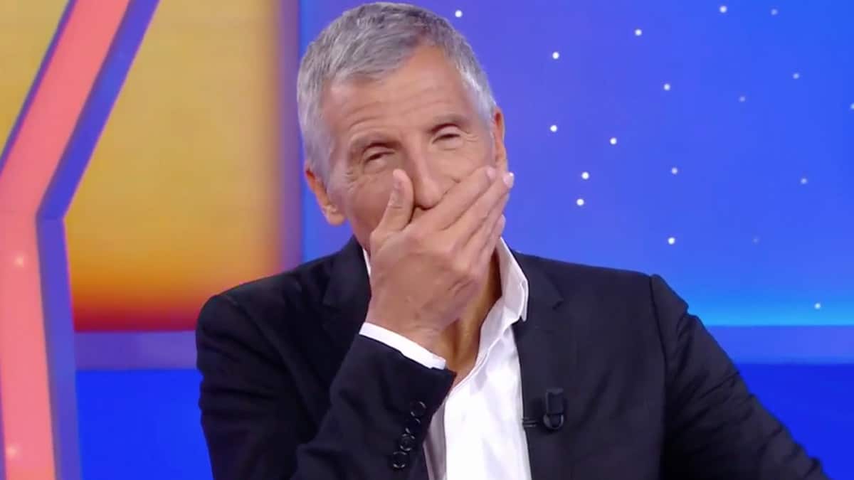 Nagui face à des cadavres dans N’oubliez pas les paroles, Laurens le maestro éliminé ?